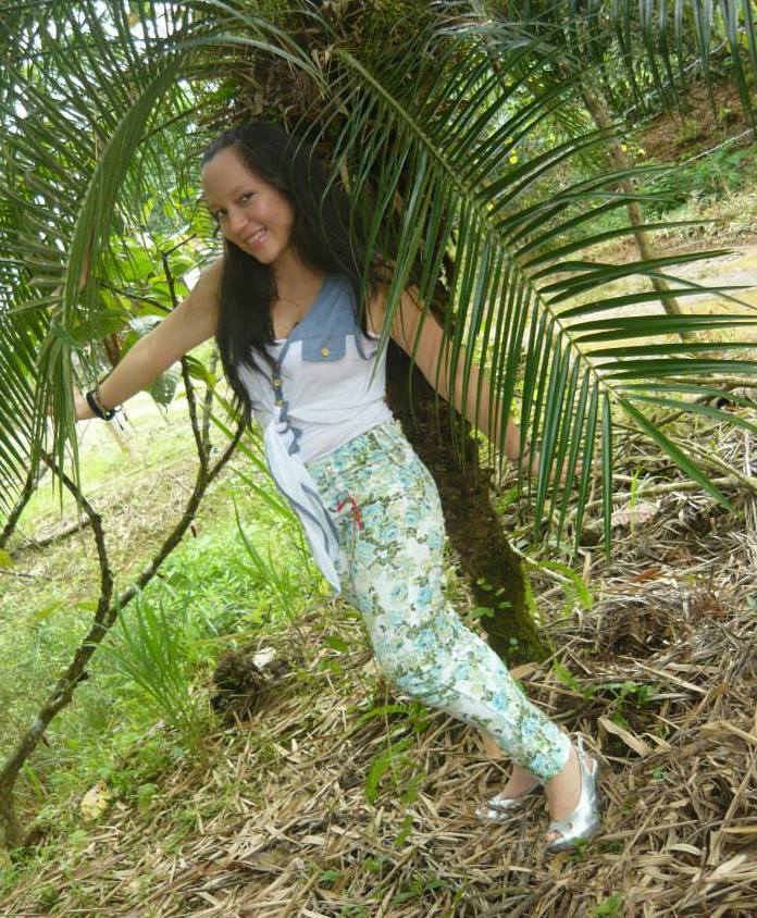 JESSENIA JACQUELINE PAREDES BERNAL