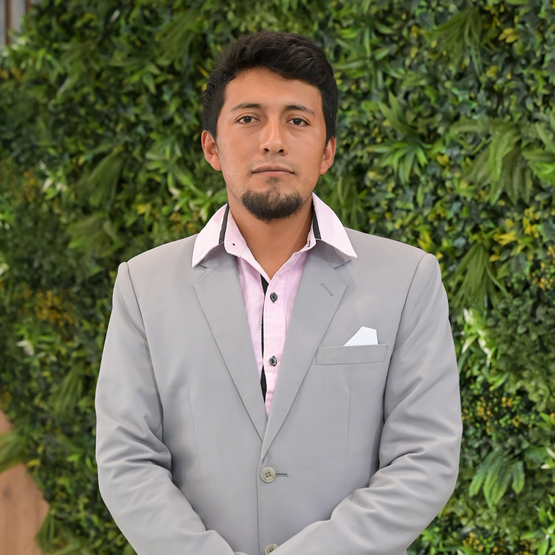 MARIO JAVIER LLUMITASIG CALVOPIÑA