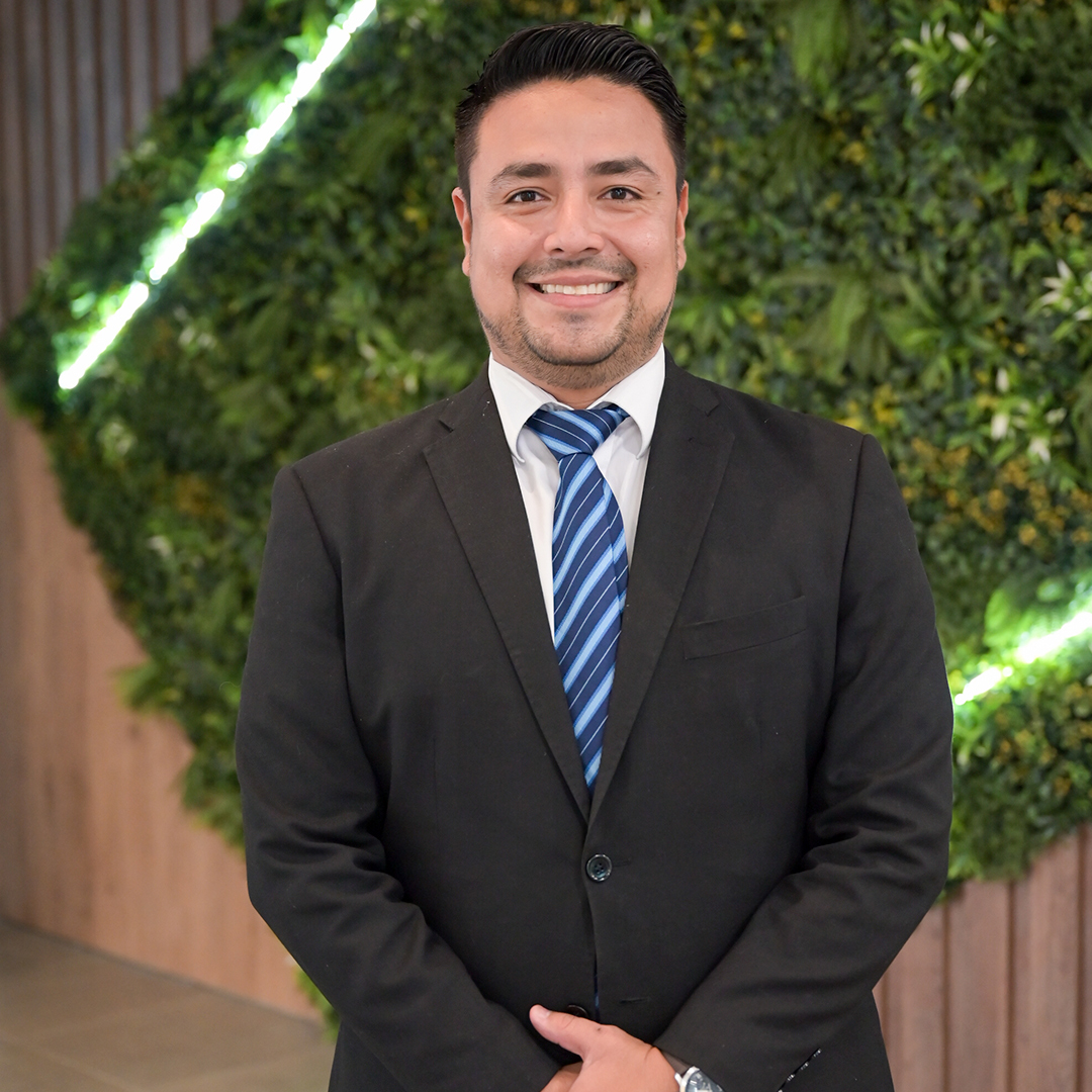 ALAN ROBERTO ZAMBRANO PAZMIÑO